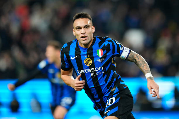 何愿意为卢 何愿意为卢