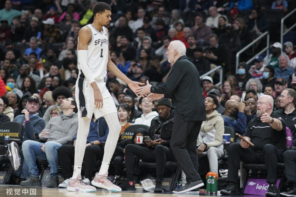 在近日的一 在近日的一